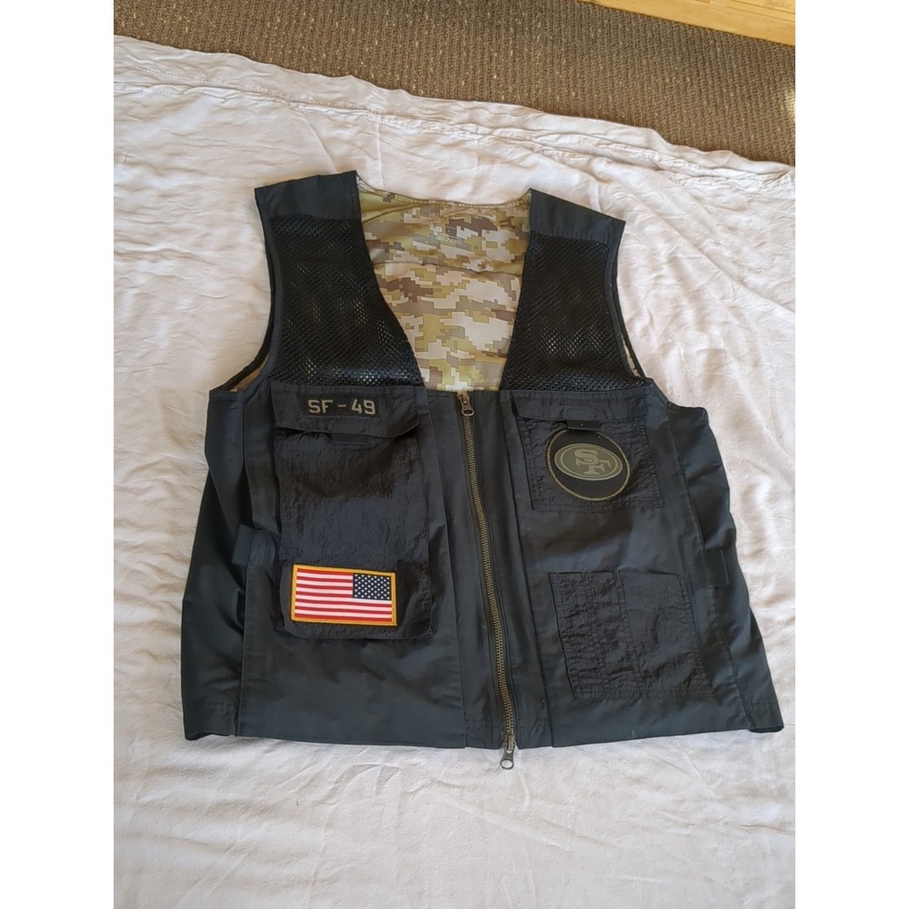Nike San Francisco 49ers Salute To Service Puffer‎ Vest Size Small Black Camo